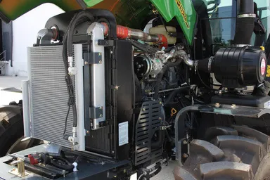 Motorul Quanchai Common Rail al SPIKE TK 1054 cu radiatorul mărit și filtrul de aer uscat